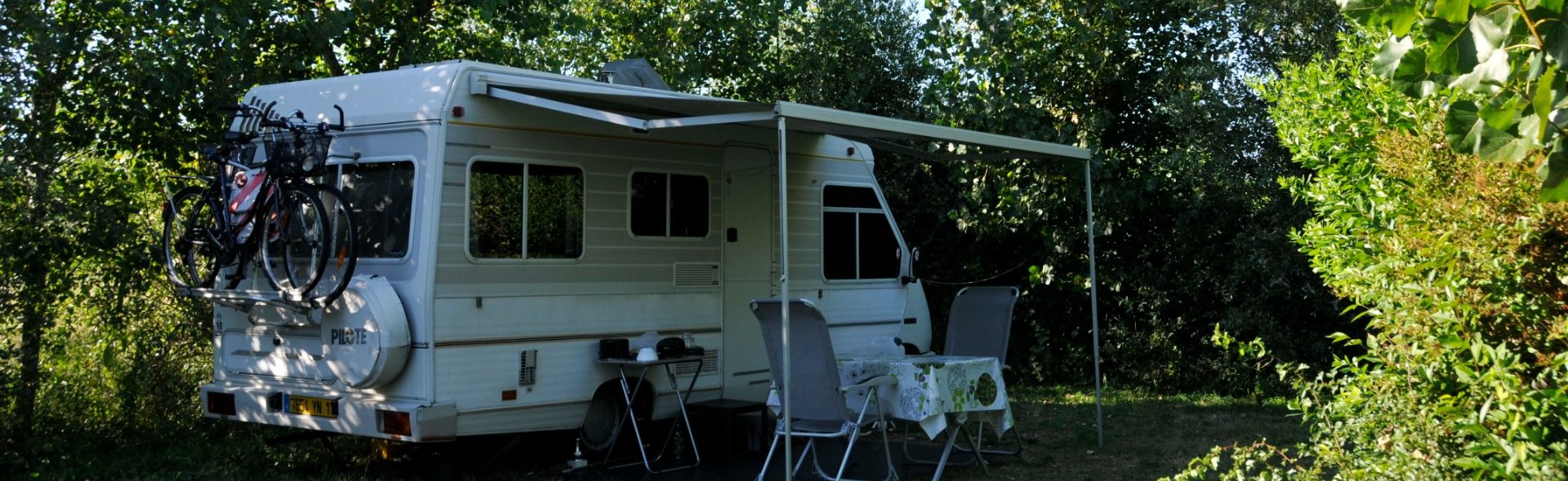 Camping en Vendée 3 étoiles : les emplacements au camping Le clos du bourg